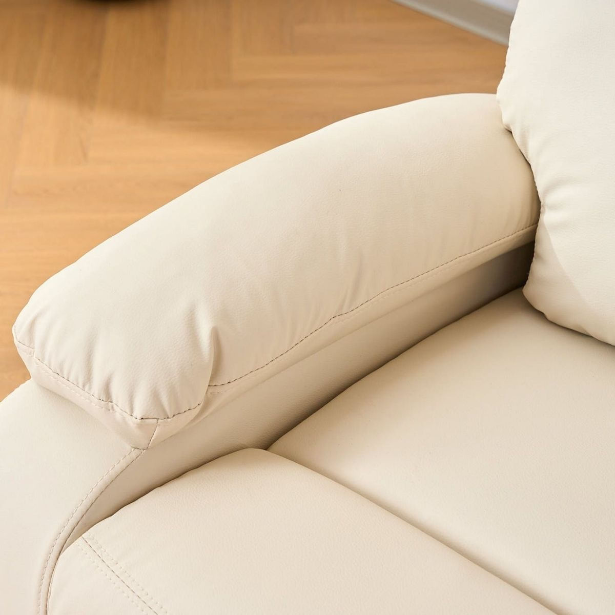 Sillon-relax-electrico-Arezzo-diseño-reclinable-detalle