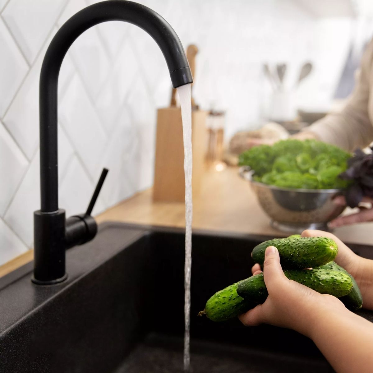 Grifo-Infiniton-ABK351-ambientada