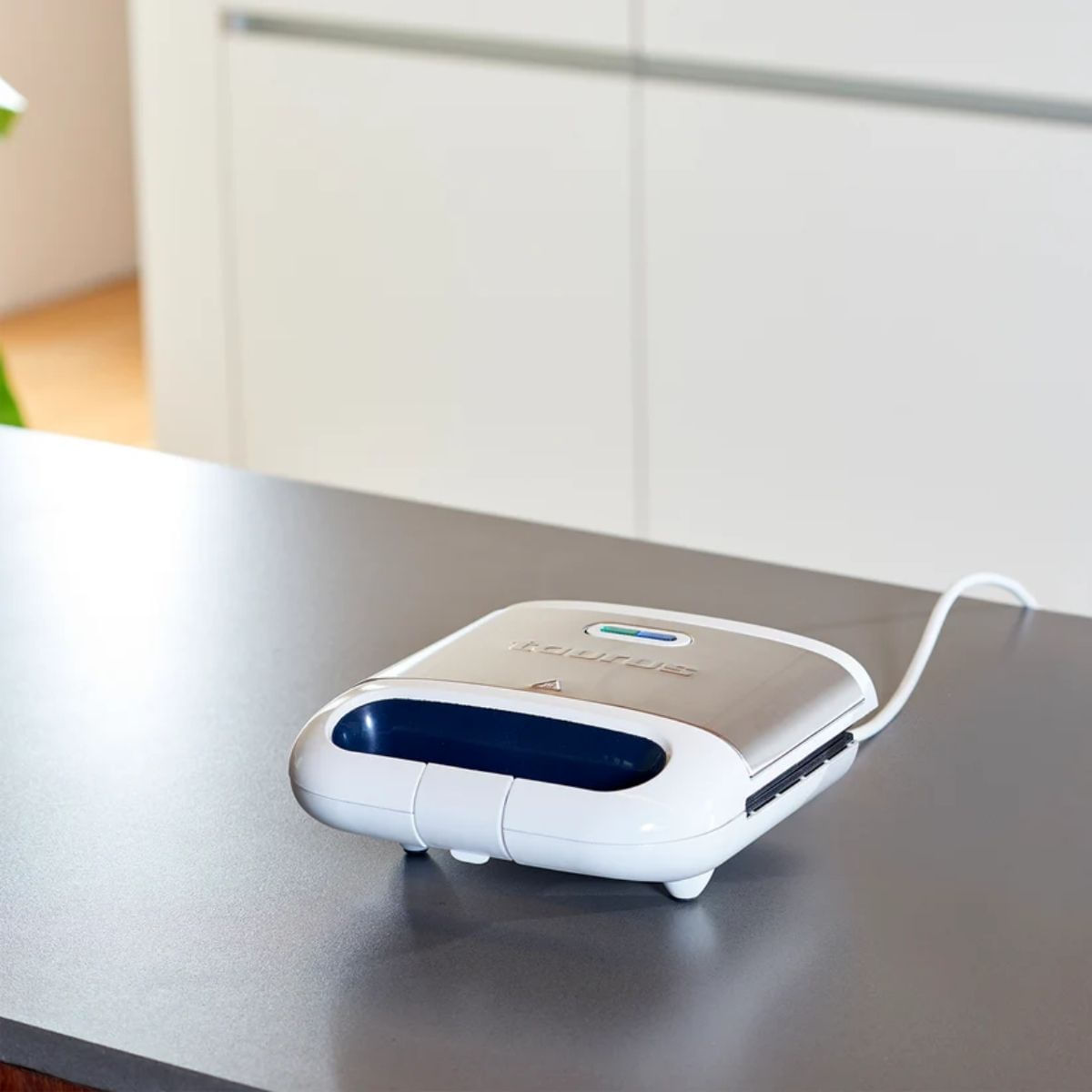 Sandwichera-Taurus-Mysandwich-Luxe-ambientada