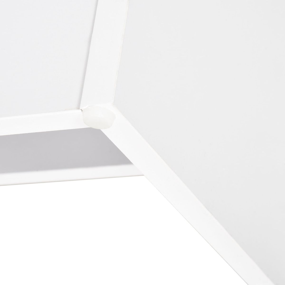 Zapatero-Momo-Homcom-detalle-esquina