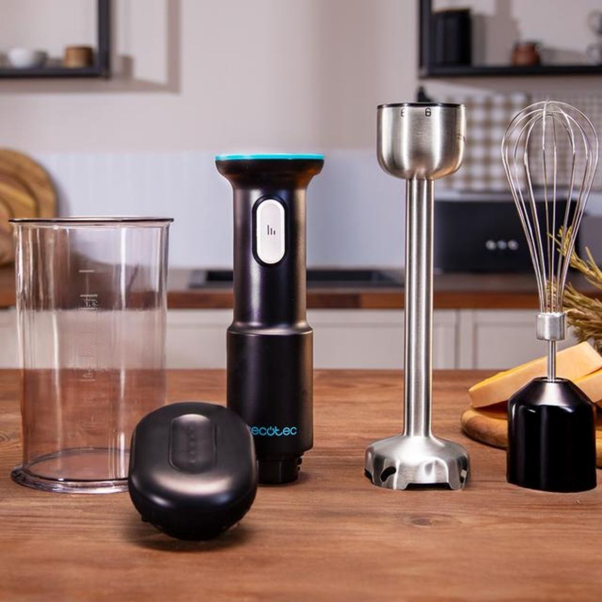 Batidora-de-mano-Cecotec-BlendGo-Hand-180W-con-accesorios-inox-negro