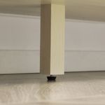 Aparador-Daiki-Homcom-3-puertas-con-patas