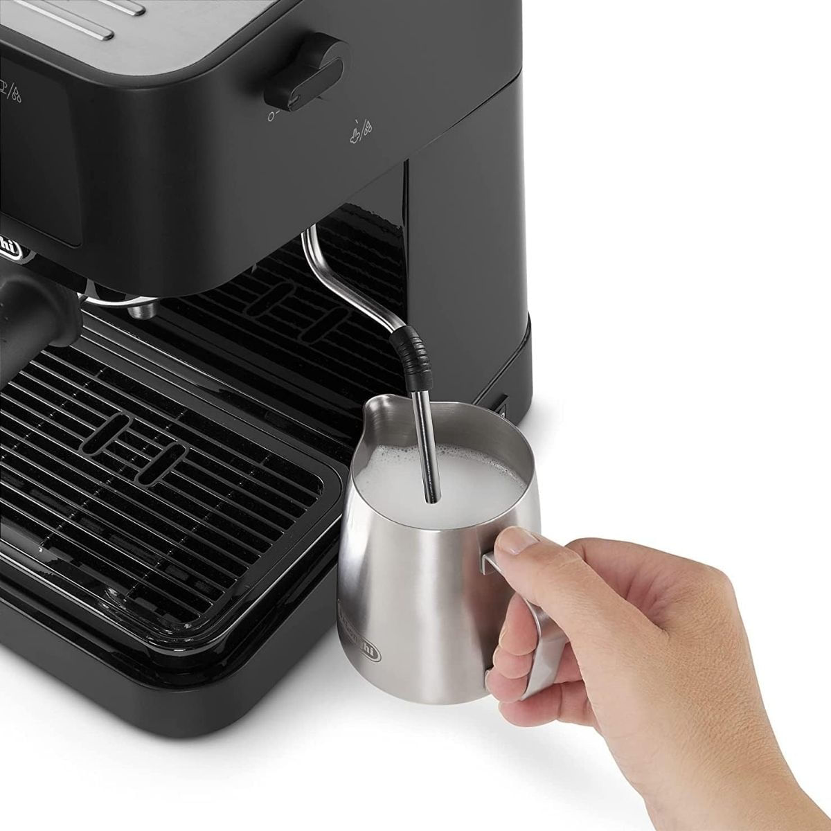 Cafetera-espresso-DeLonghi-Stilosa-vaporizador