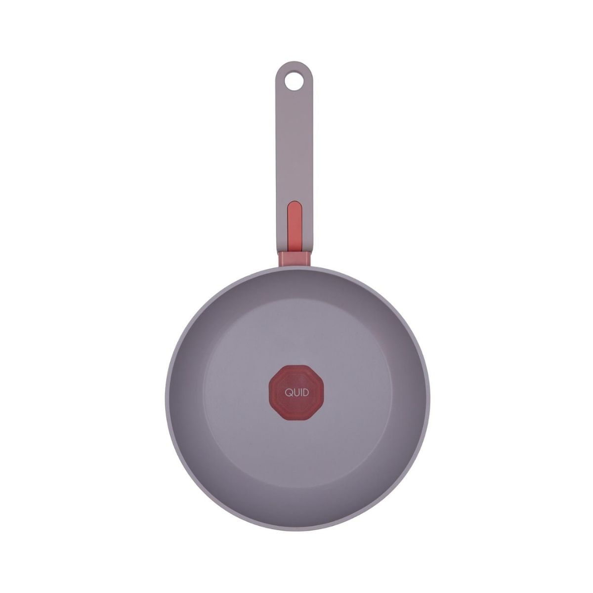 Sarten-Creta-Quid-aluminio-forjado-gris-fondo-blanco