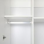 Armario-Colorado-con-estantes-interiores