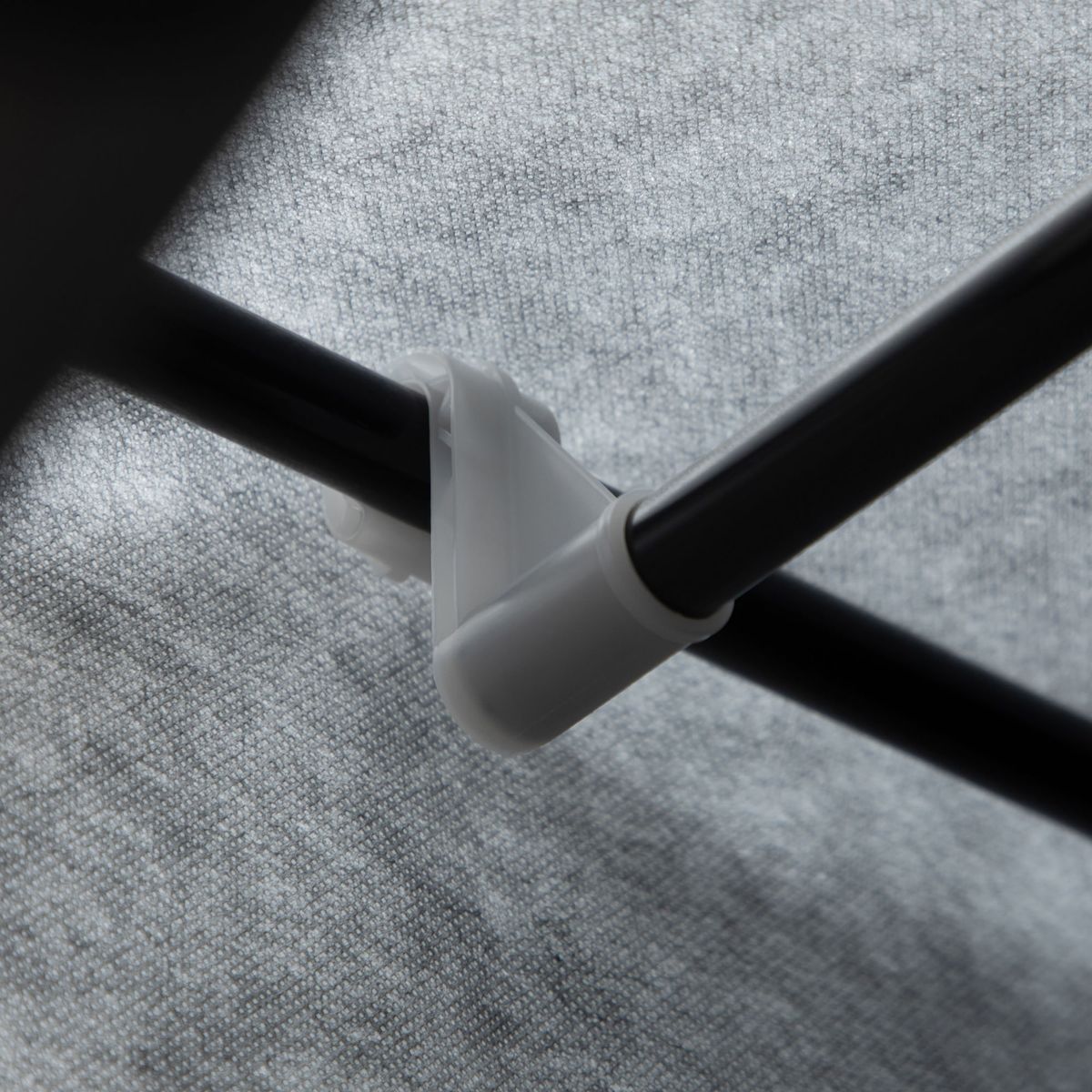 Armario-Nova-Homcom-8-estantes-gris-1625x125x43-cm