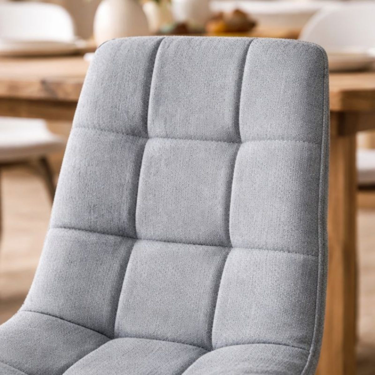 Pack-de-4-sillas-de-comedor-Orvane-detalle-tela