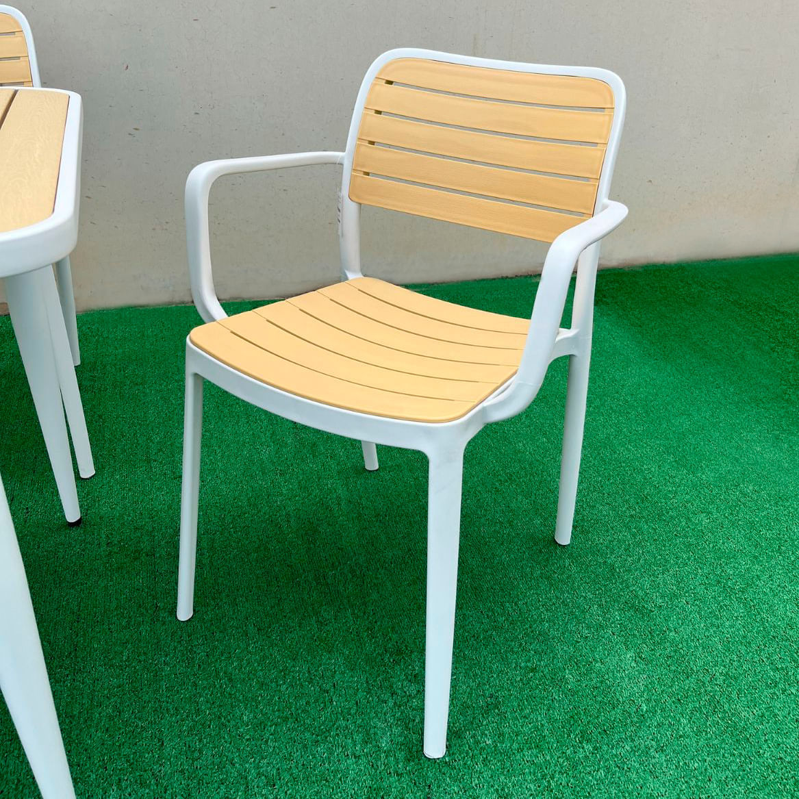 Silla-de-exterior-Calpe-blanco-natural-805x535x41-cm-