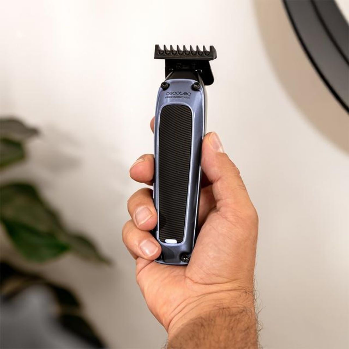 Afeitadora-Cecotec-PrecisionCare-Expert-Diamond-7200-rpm-con-cuchilla-DLC-de-diamante-negro