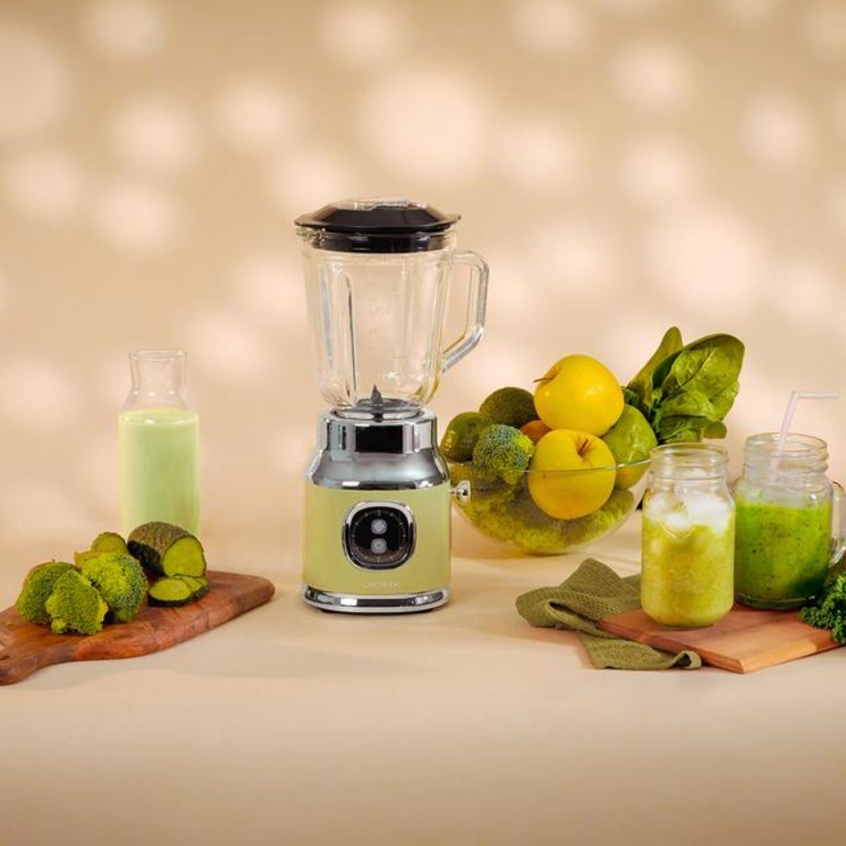 Batidora-de-vaso-Cecotec-RetroTwist-800W-1L-con-4-hojas-de-titanio-verde