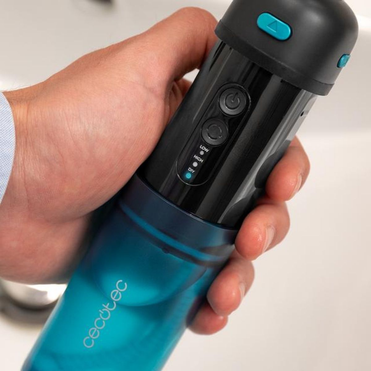 Irrigador-dental-Cecotec-ToothCare-Jet-Splash-3-modos-y-8-intensidades-con-2-boquillas-150-ml