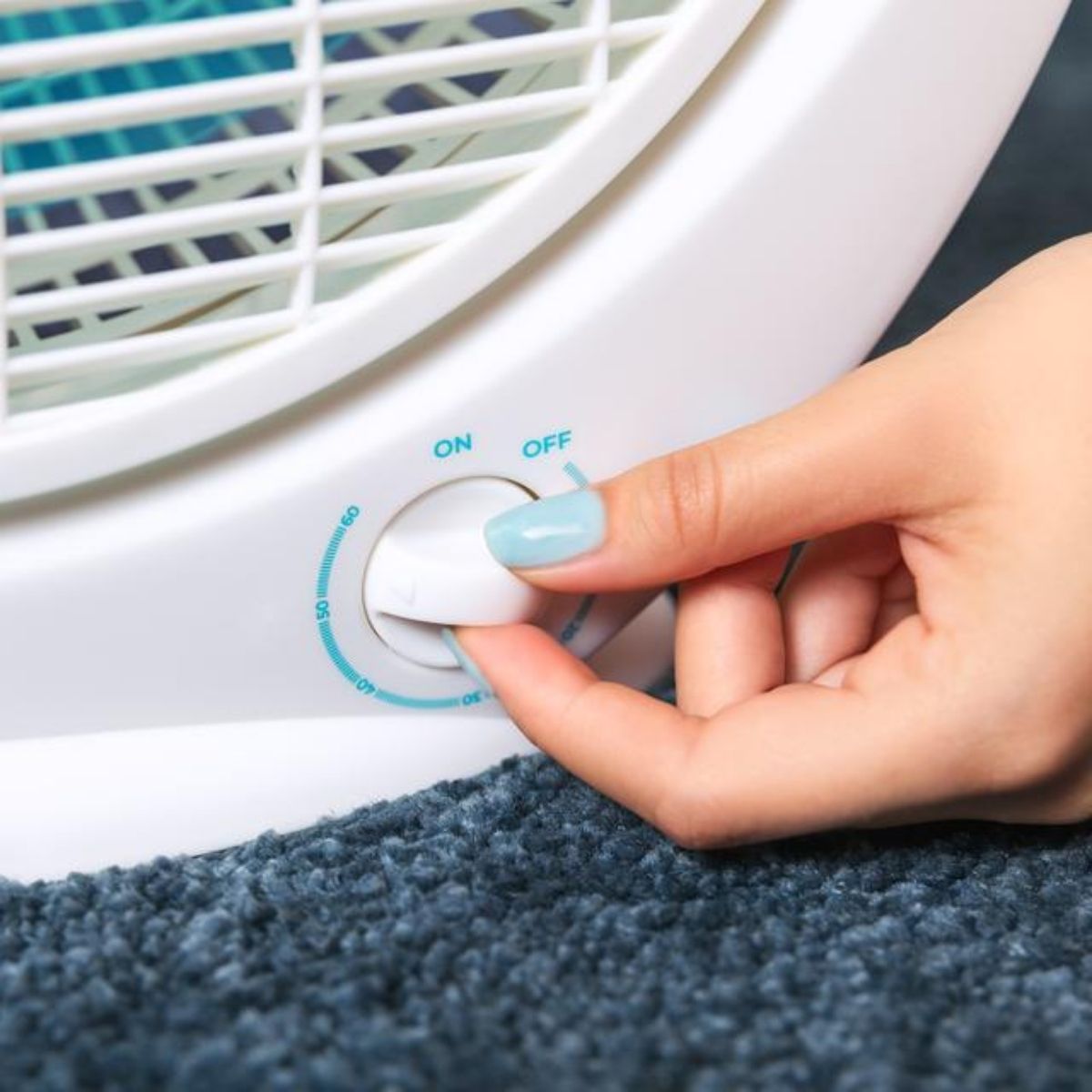Ventilador-de-suelo-Cecotec-EnergySilence-4500-Power-Box-45W-3-velocidades-blanco