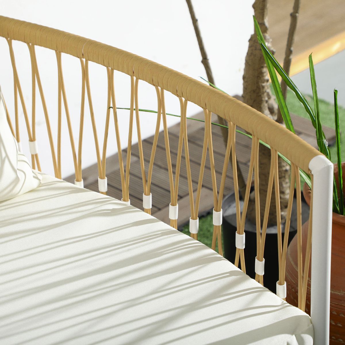 Conjunto-de-jardin-Bruna-Outsunny-2-sillones-con-mesa-blanco-natural