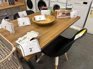 Store Embargosalobestia Lucena